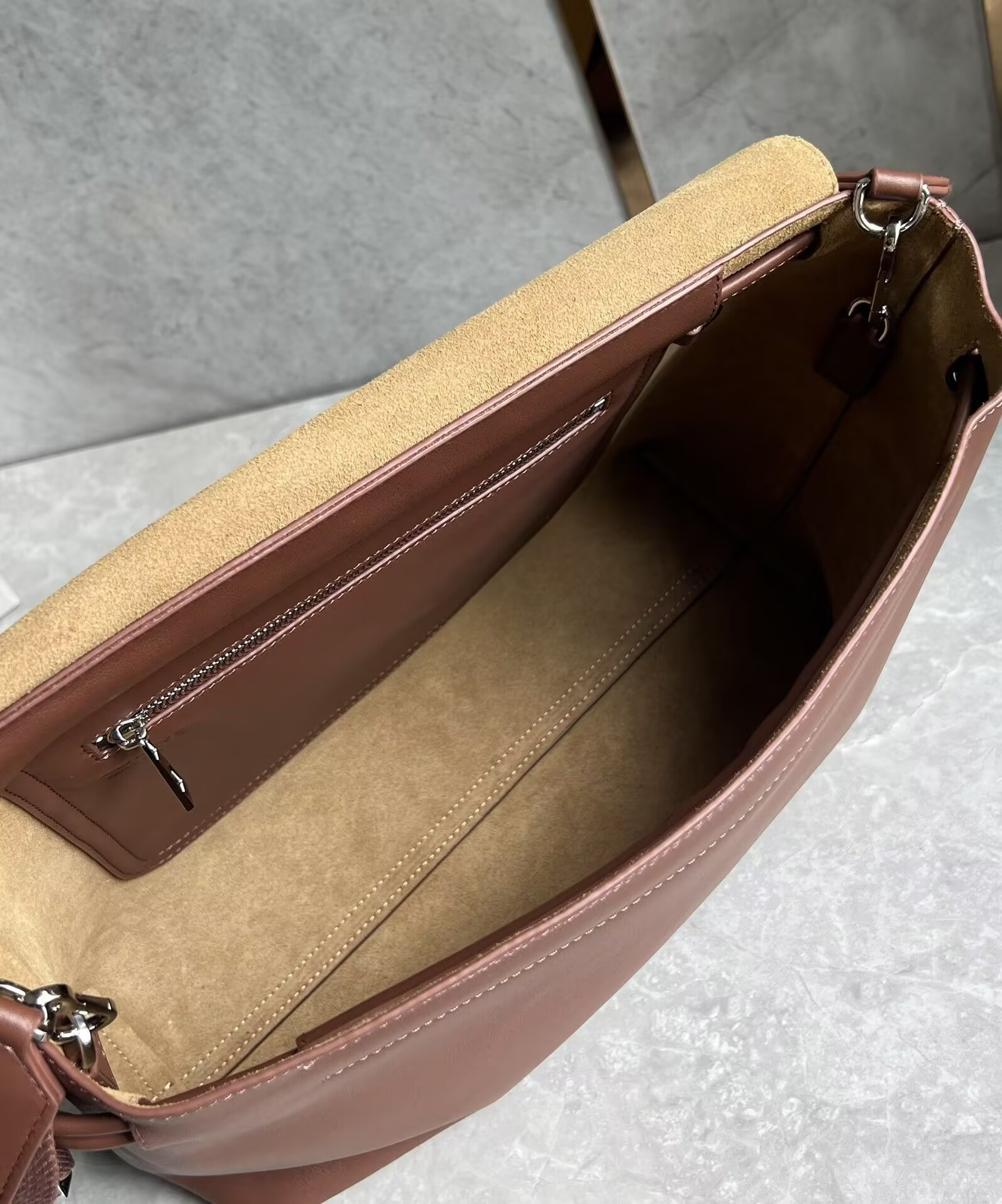 L0ew* Flamenco satchel in shiny S*pple calfskin 34x12x24cm