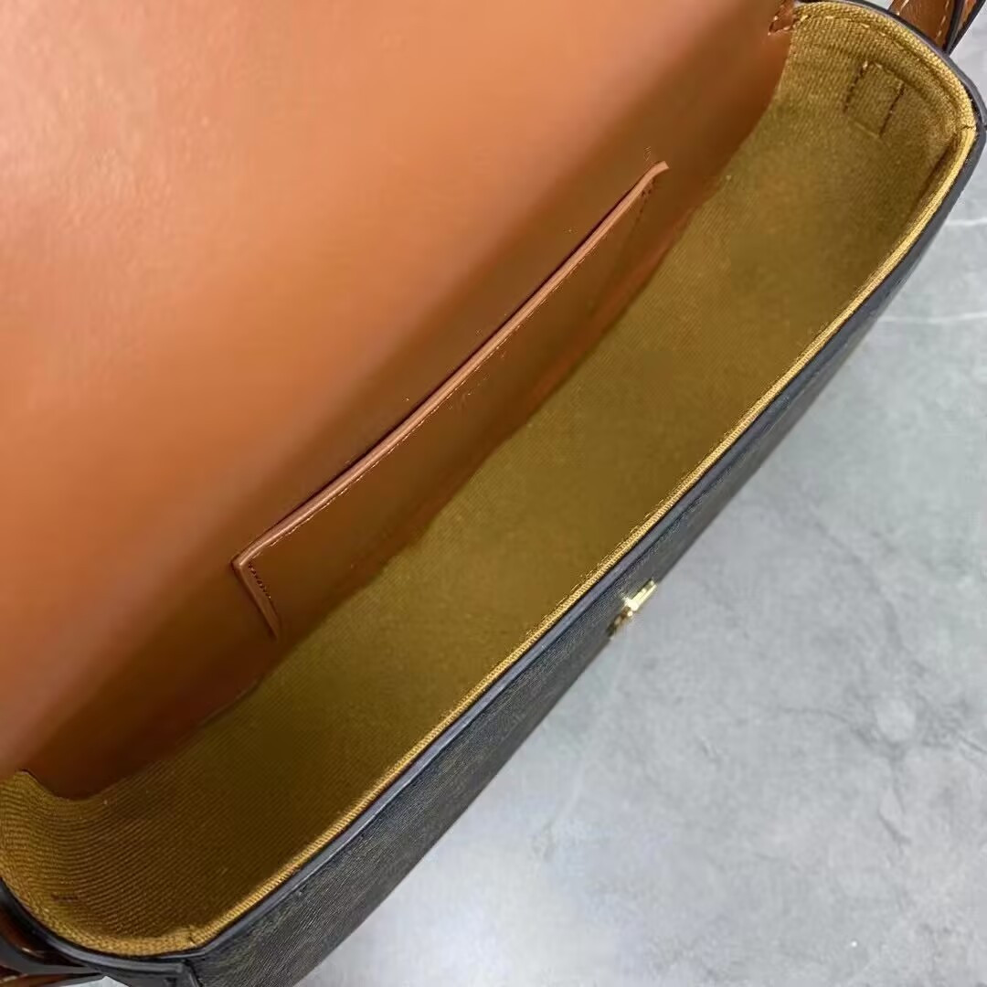 Ce**e Tabou Clutch 18 x 8 x 5CM