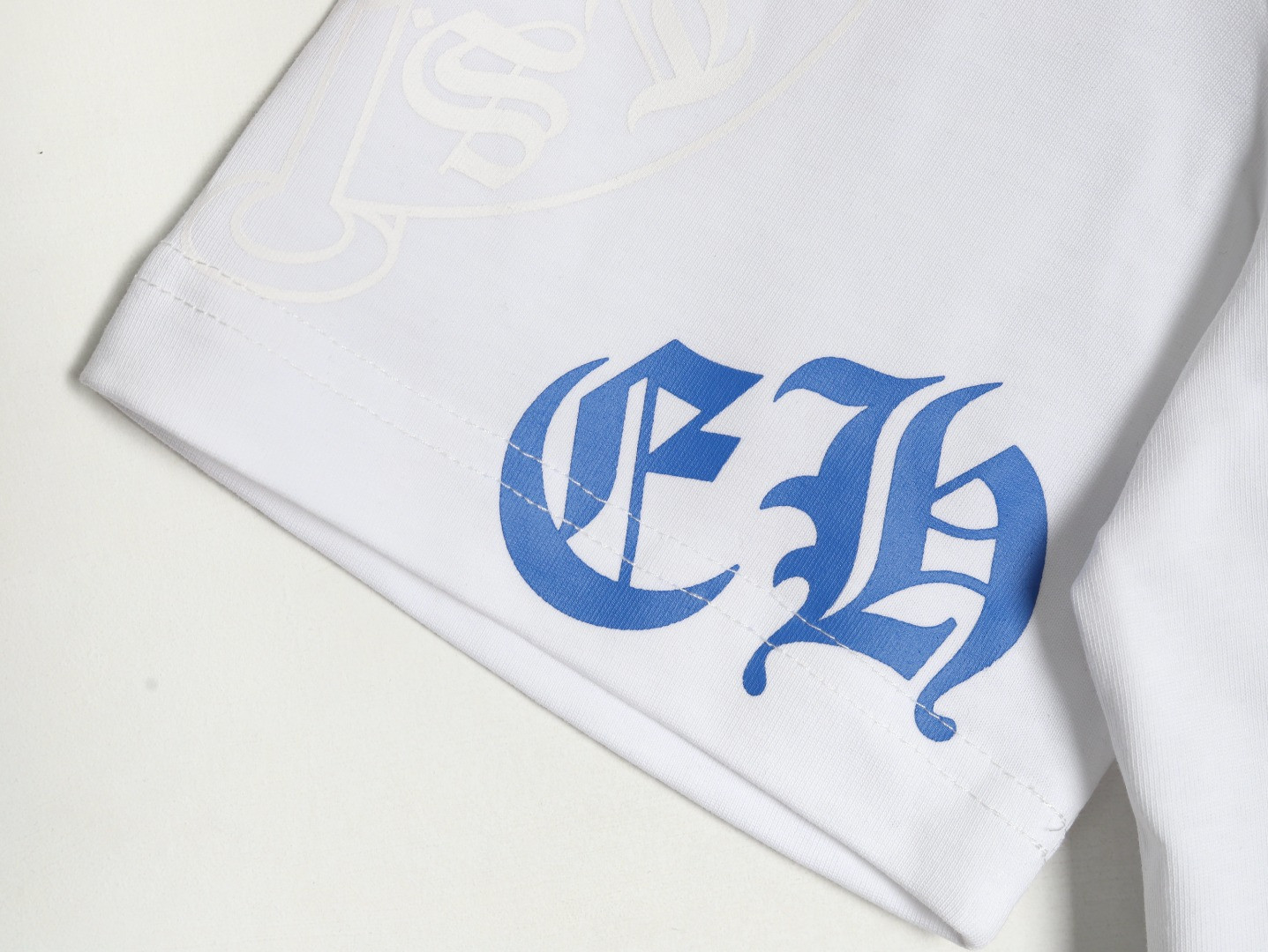 Ch**me He**ts 25ss Short-sleeved T-shirt