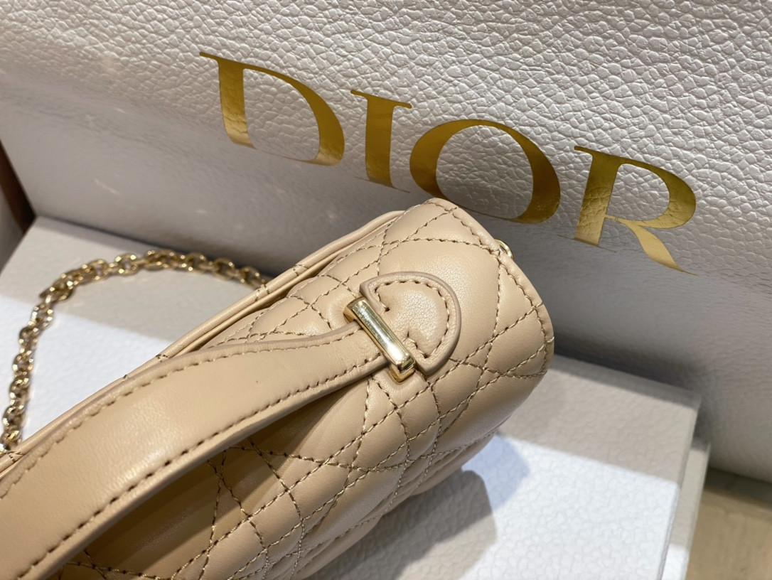 MISS D*0r Mini Handbag Beige Cannage Woven Pattern Lambskin S0980ONMJ-M116 21 x 11.5 x 4.5 cm