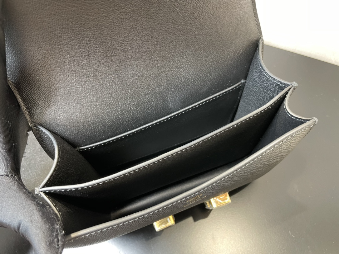H**mes Constance 24 Black Epsom 9.4" x 5.9" x 3"