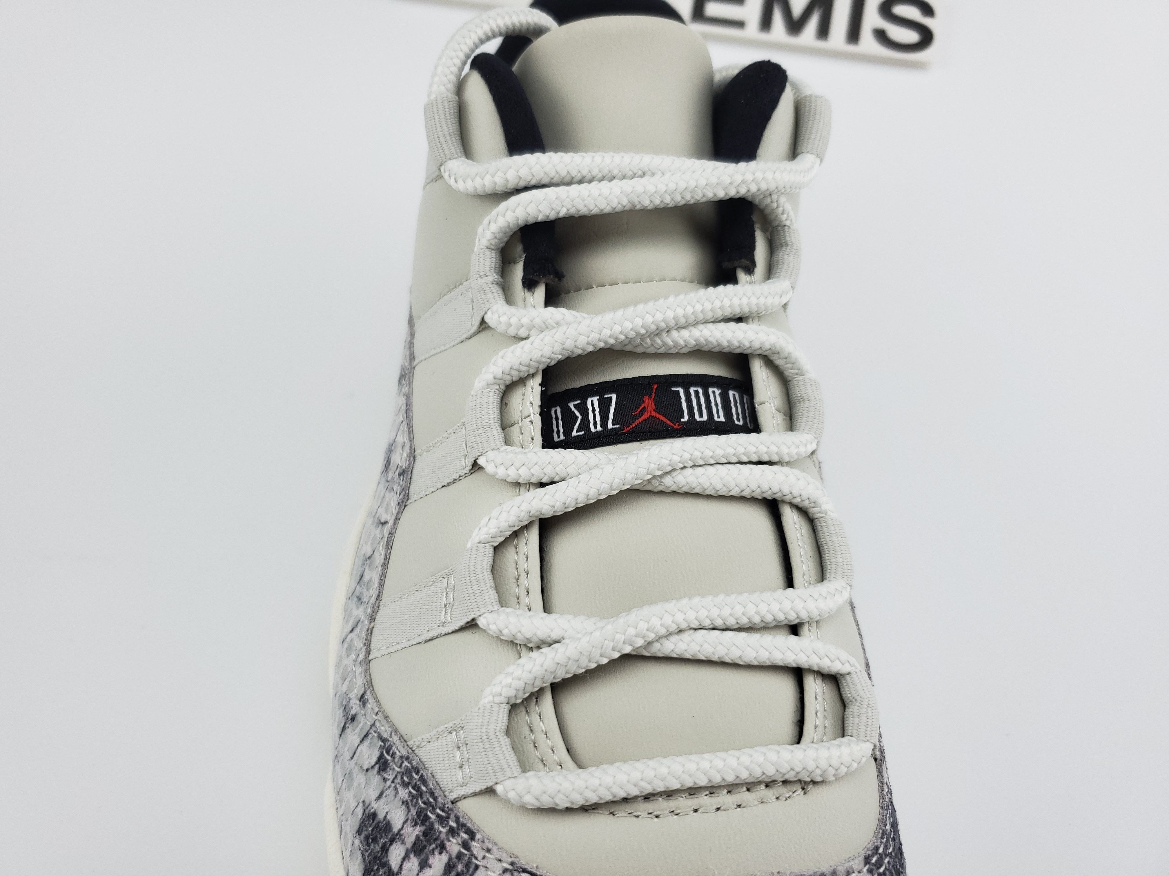 Air Jordan 11 Retro Low Snake Light Bone