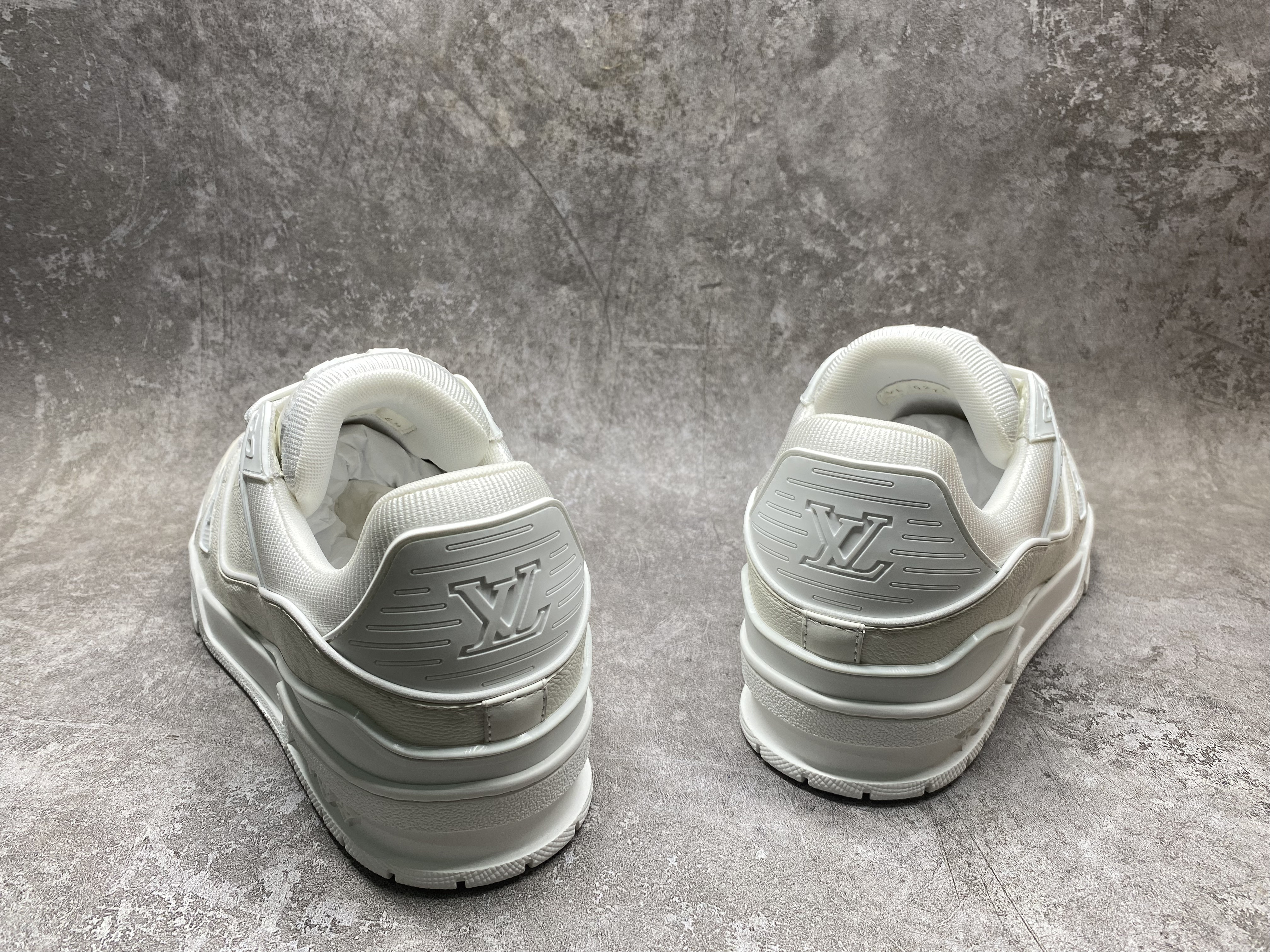 UA LV Trainer Sneaker