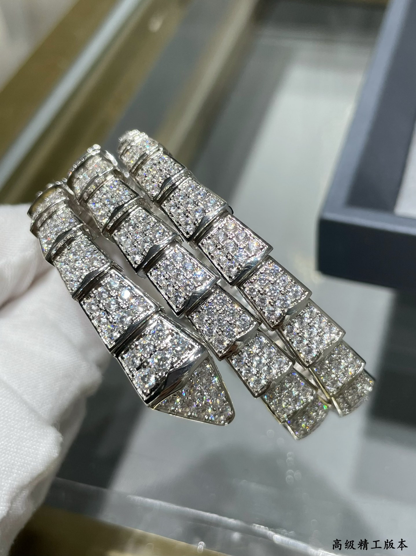 B*l*ai Wide version three circles full diamond snake Bracelet