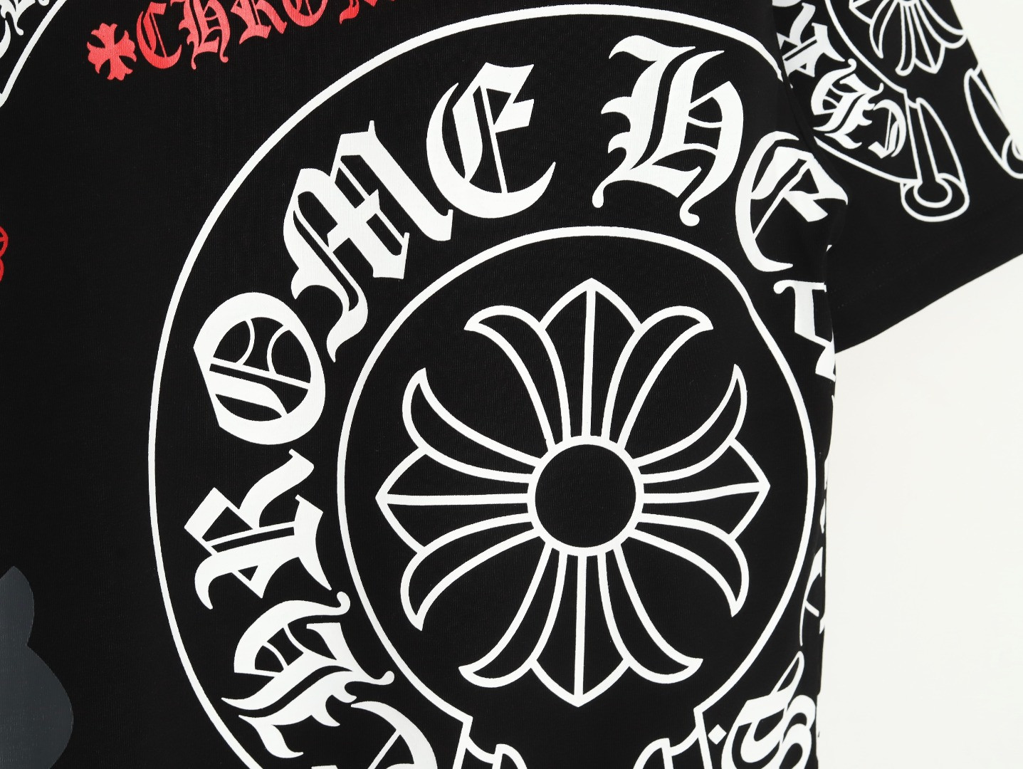 Ch**me He**ts 25ss Short-sleeved T-shirt