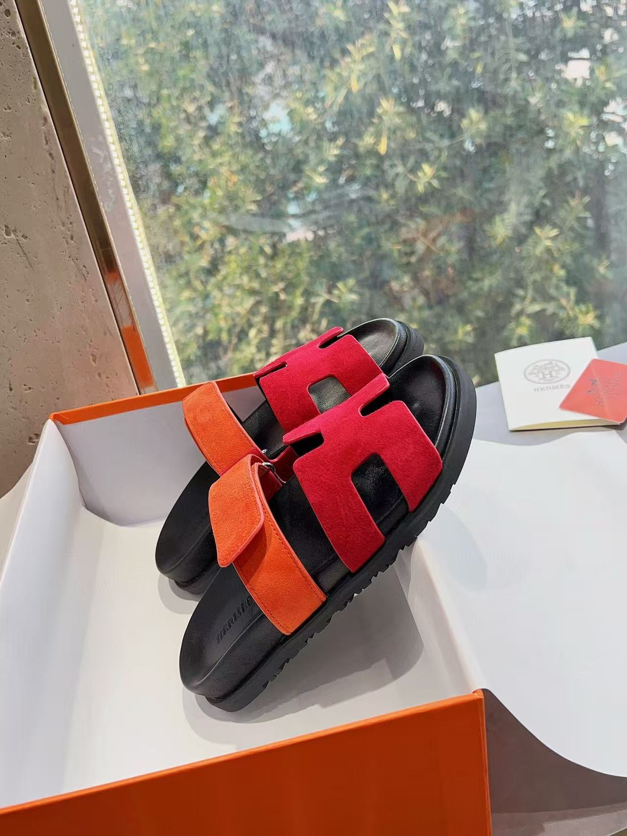 UA Hermès Chypre Sandal