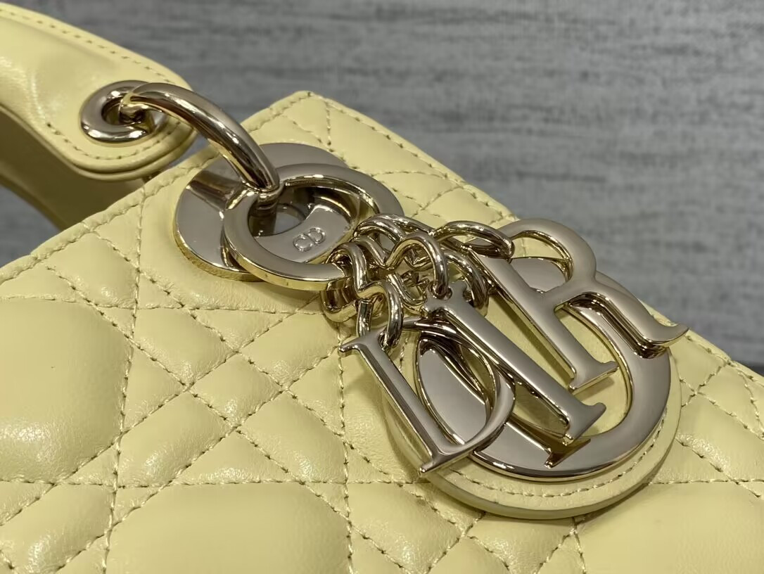 D*0r Classic Lady 17×7×15cm