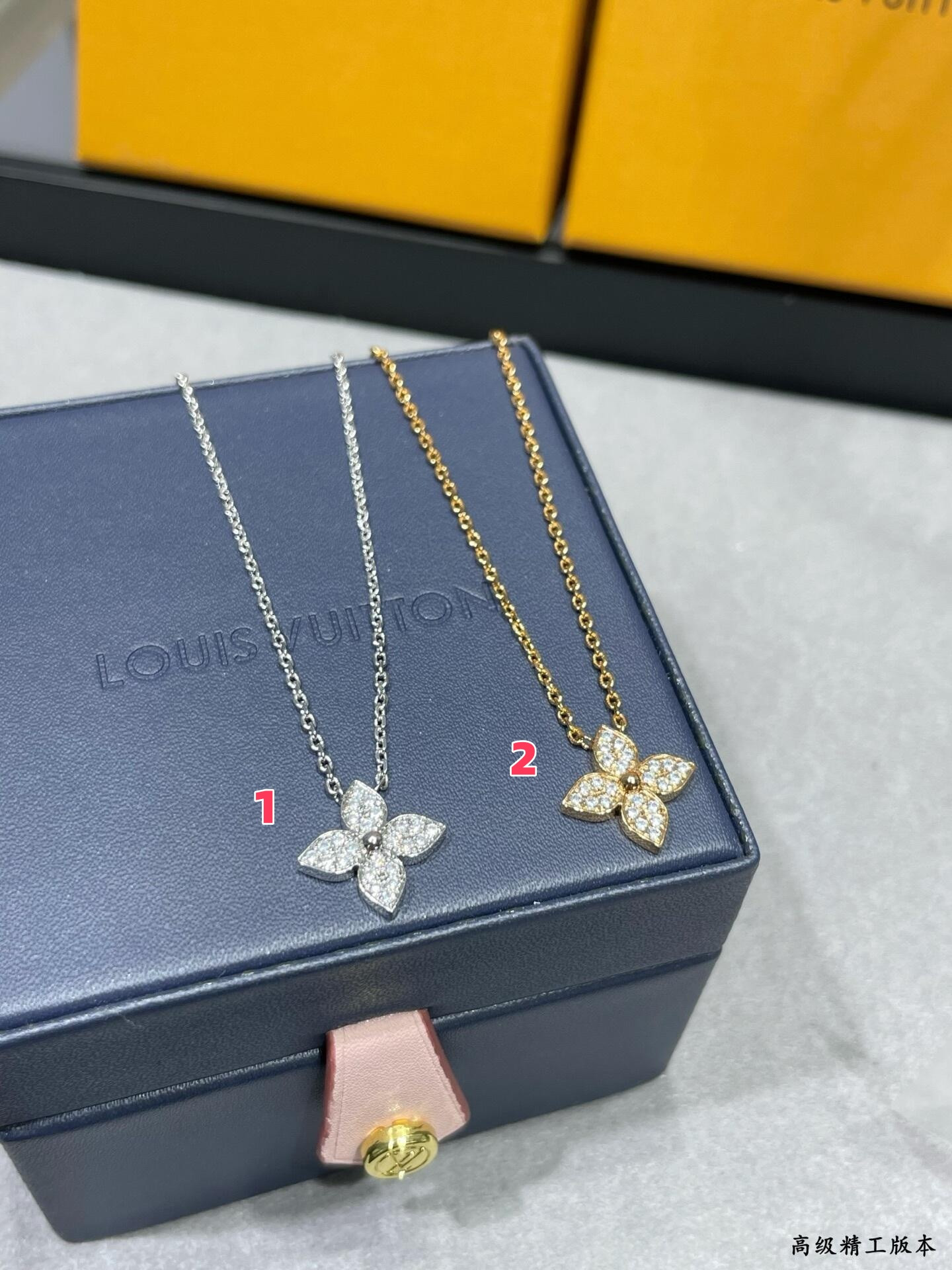 LV Single Flower Full Diamond Necklace