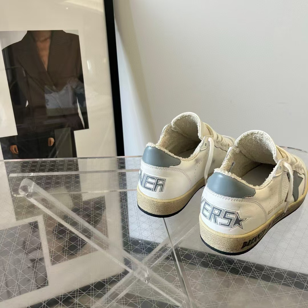 UA Golden Go*e S*per-Star Sneaker