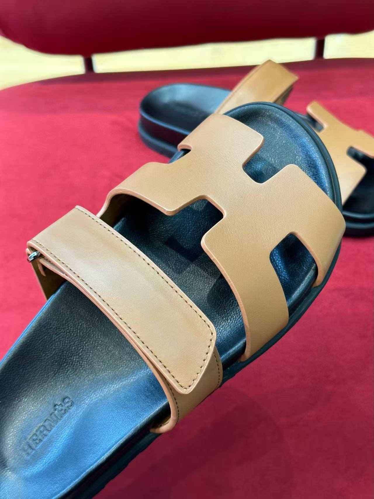 UA Hermès Chypre Sandal