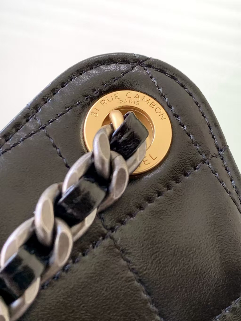 Ch*el 25c bucket bag 40x30x15cm