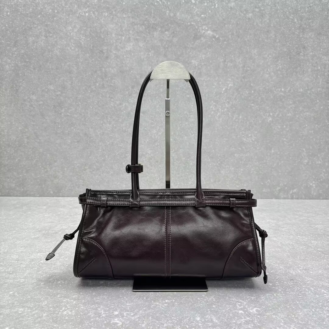 Pra*a Bonnie Medium Leather Handbag 32x15.5x12cm