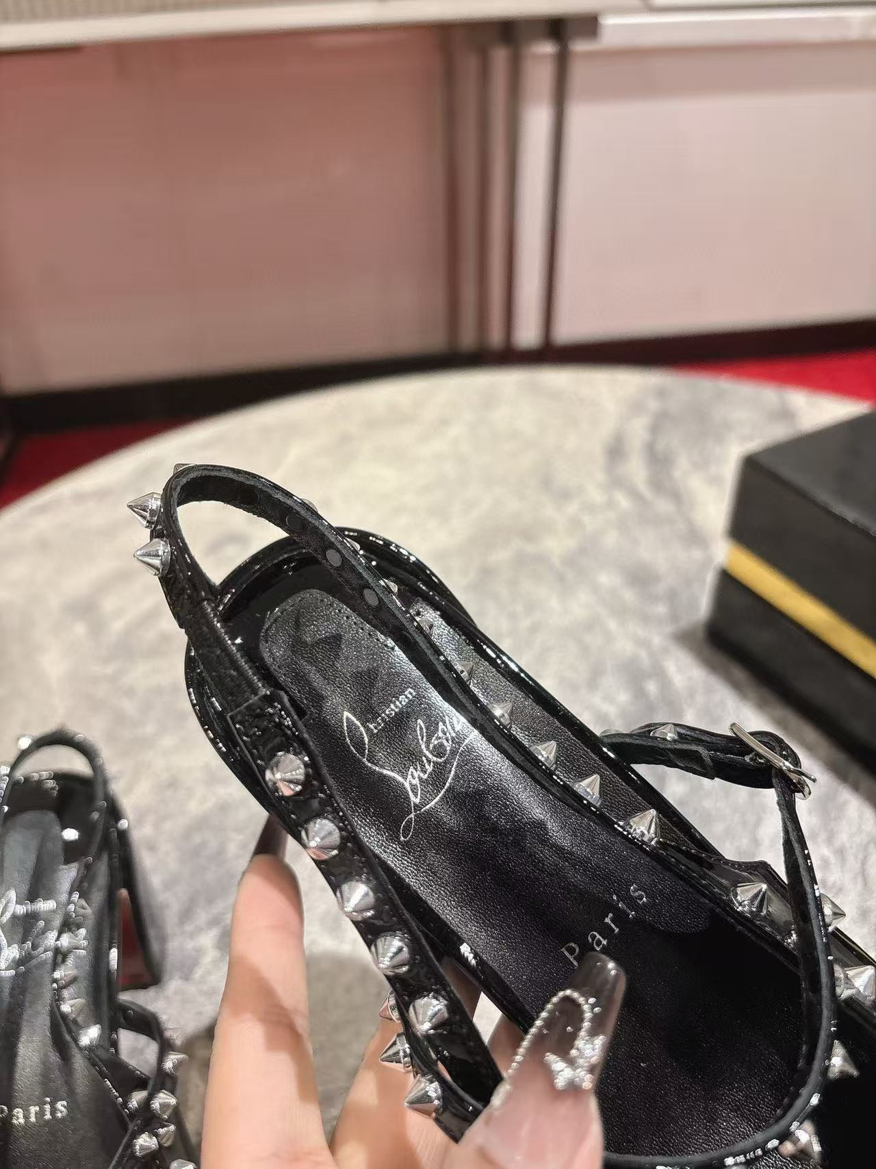 UA Ch**an Louboutin Mary Jane Pumps Janispikes Slingback Pumps