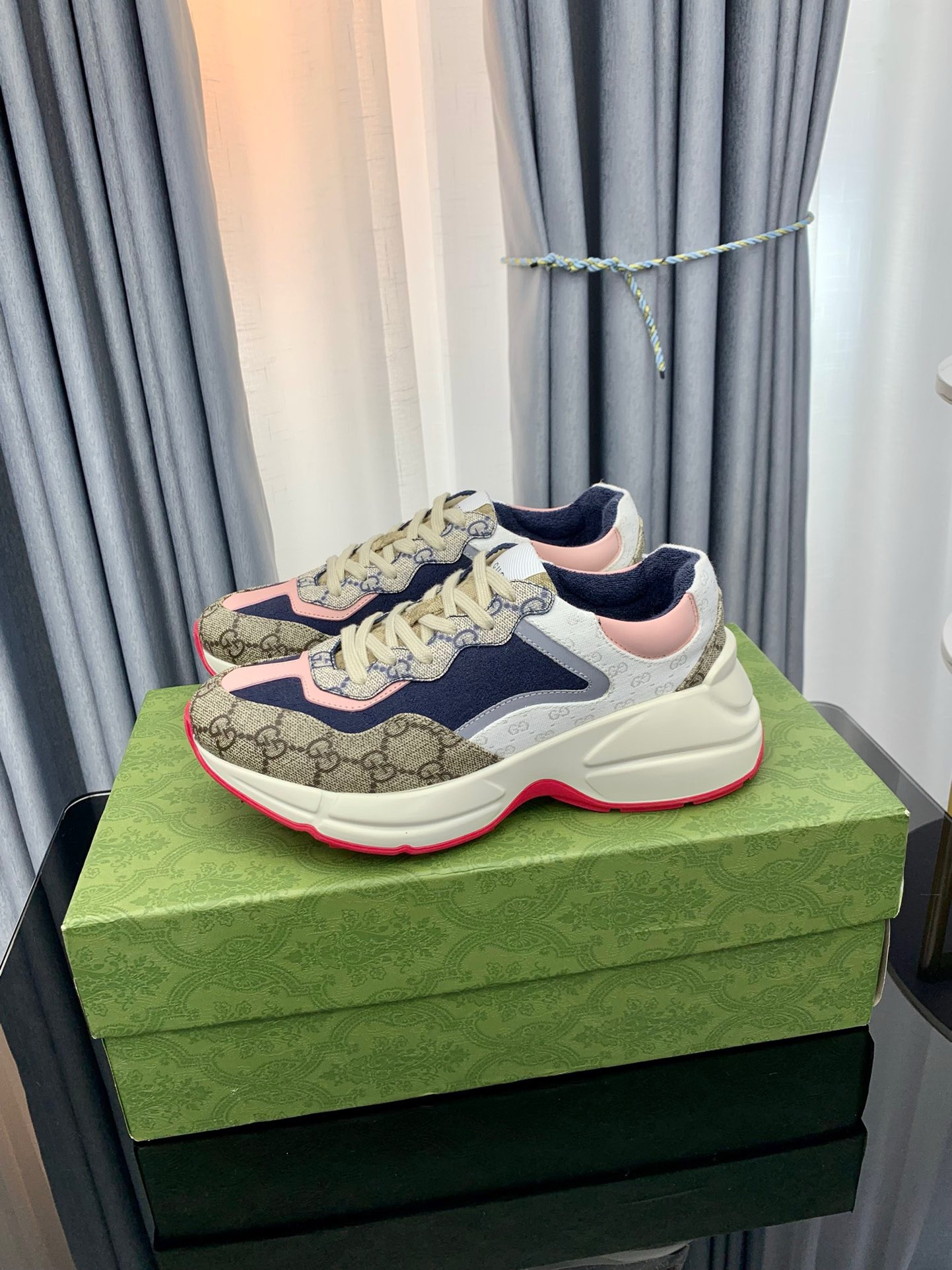 UA G*u*i GG Rhyton Sneaker