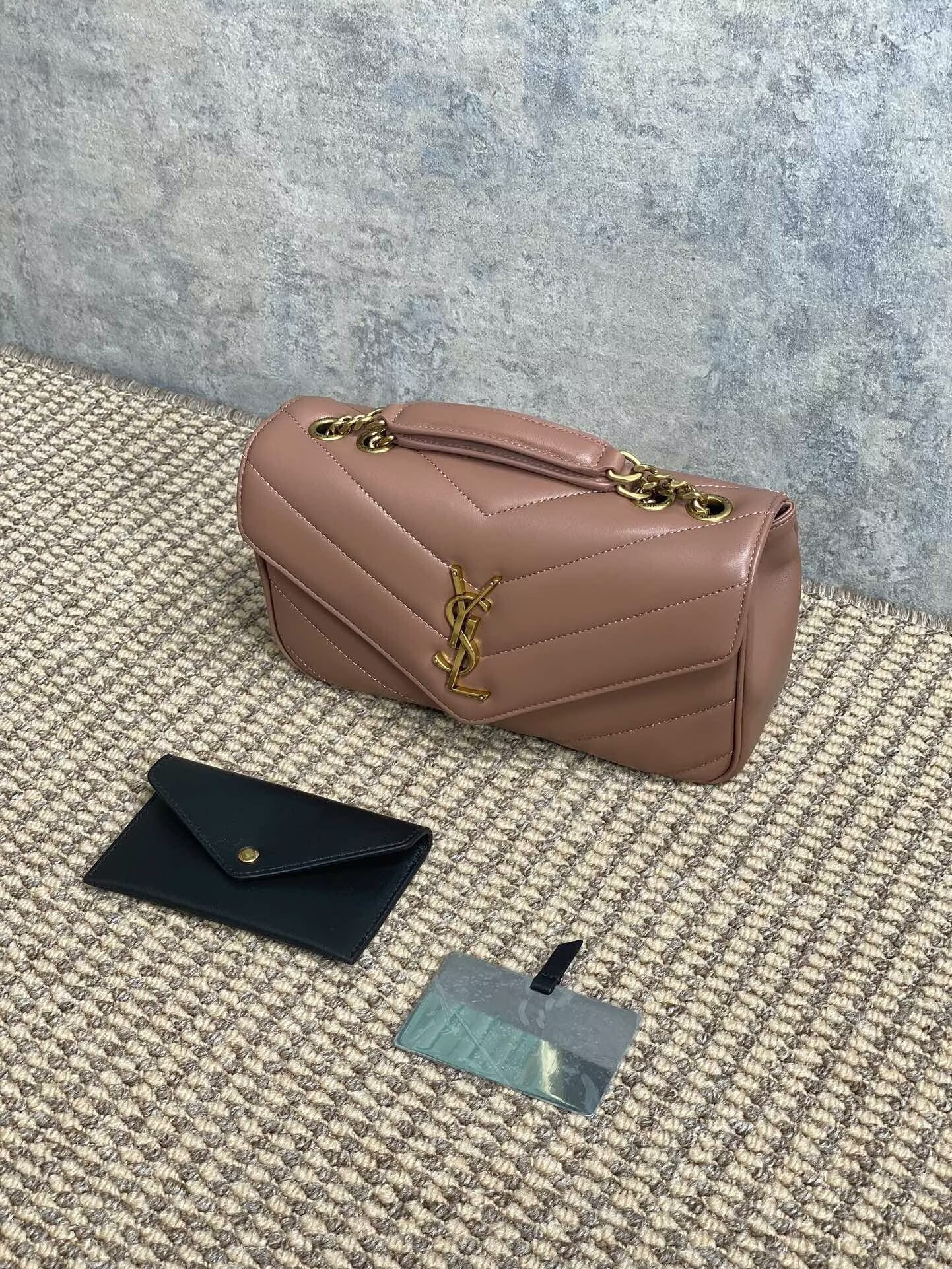 Y*L LOULOU Small IN MATELASSÉ LAMBSKIN 24x14x6cm