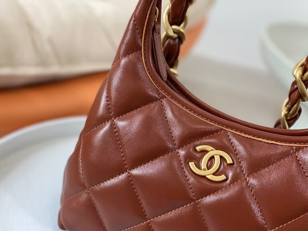 Ch*el 24a Hobo Bag 19×22×8.5cm