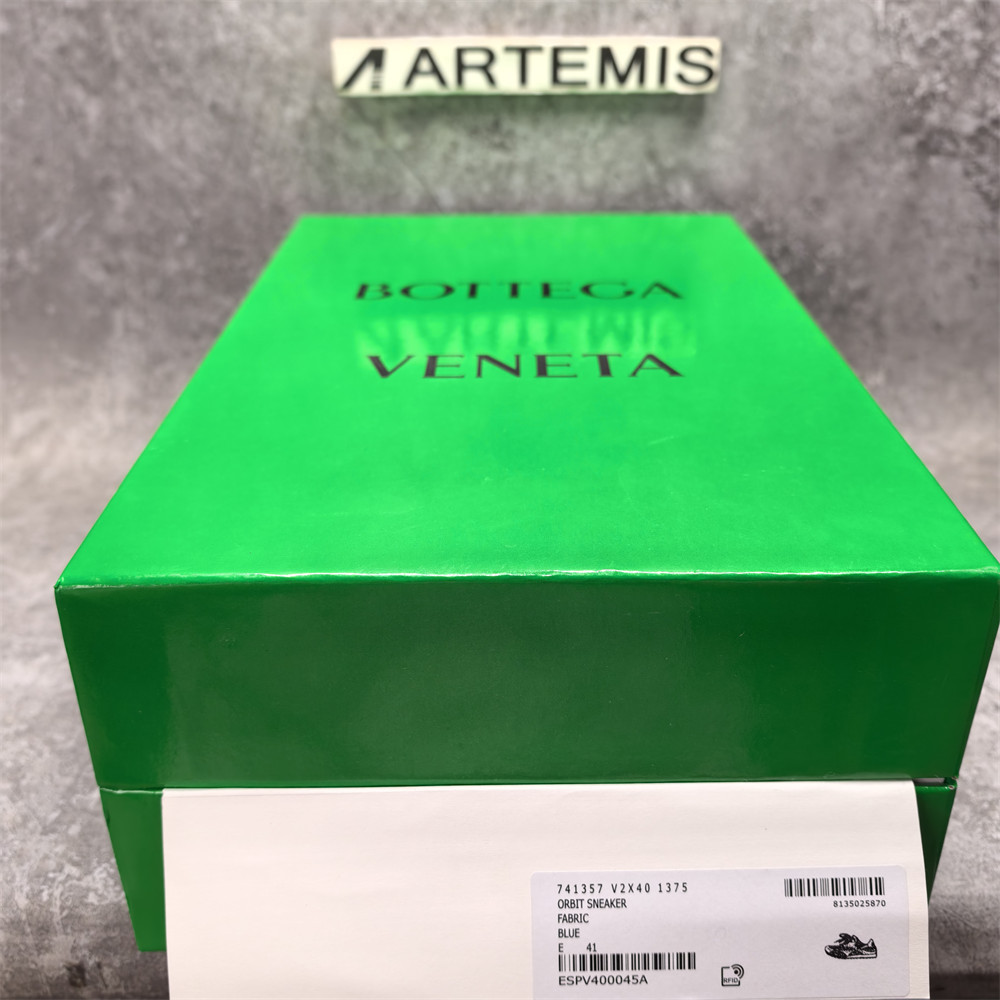 UA Bo*te*ga Ve*ne*ta Orbit Sneaker