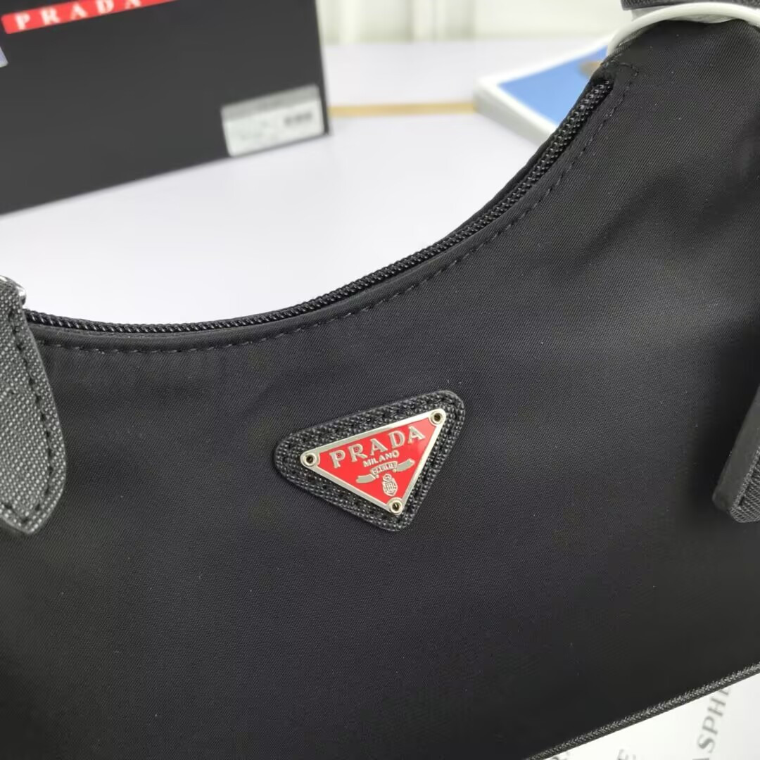 Pra*a Hobo 2000 23 x 13 x 5 cm