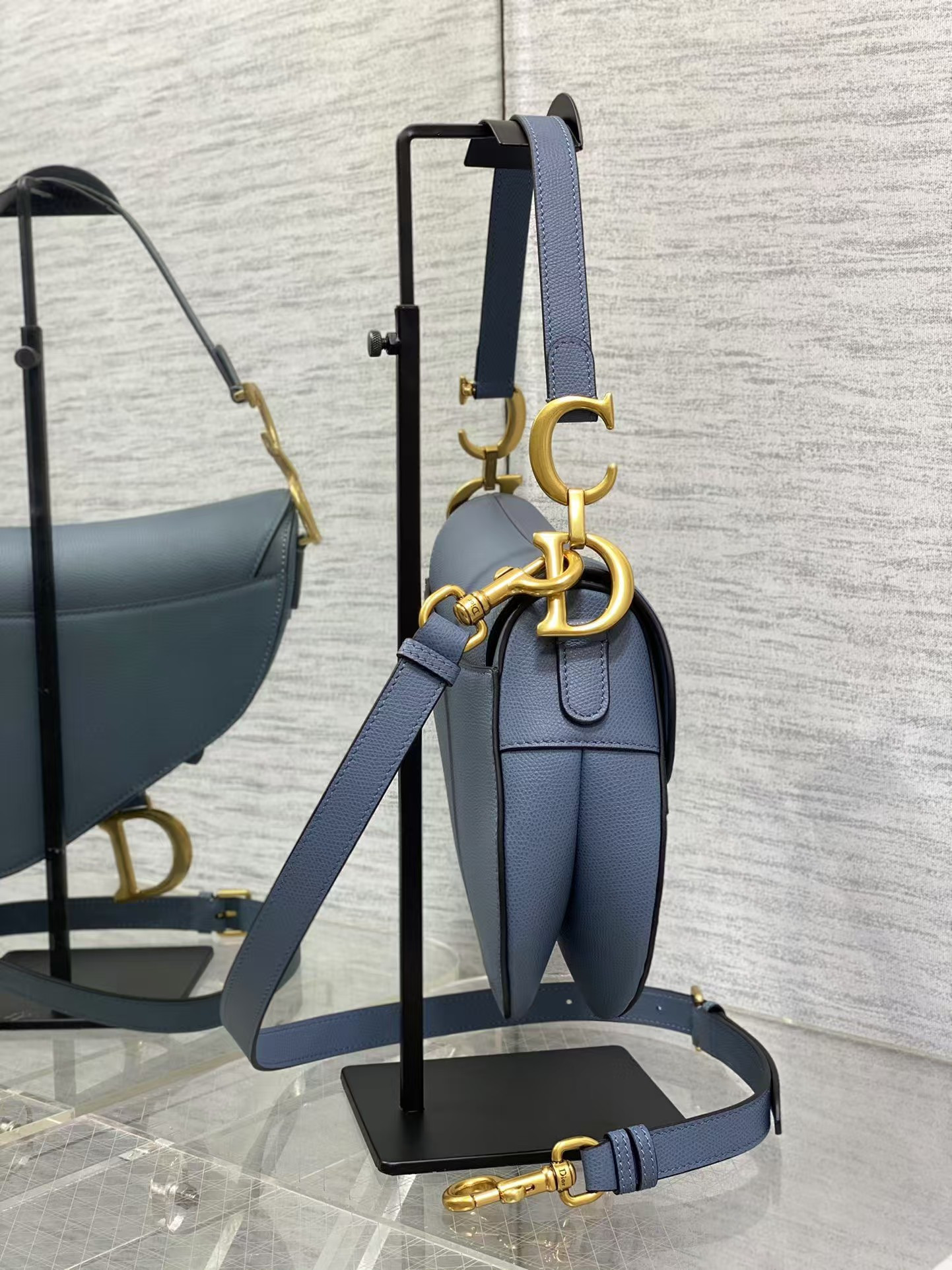 D*0r Saddle Bag Calfskin 25.5x20x6.5cm