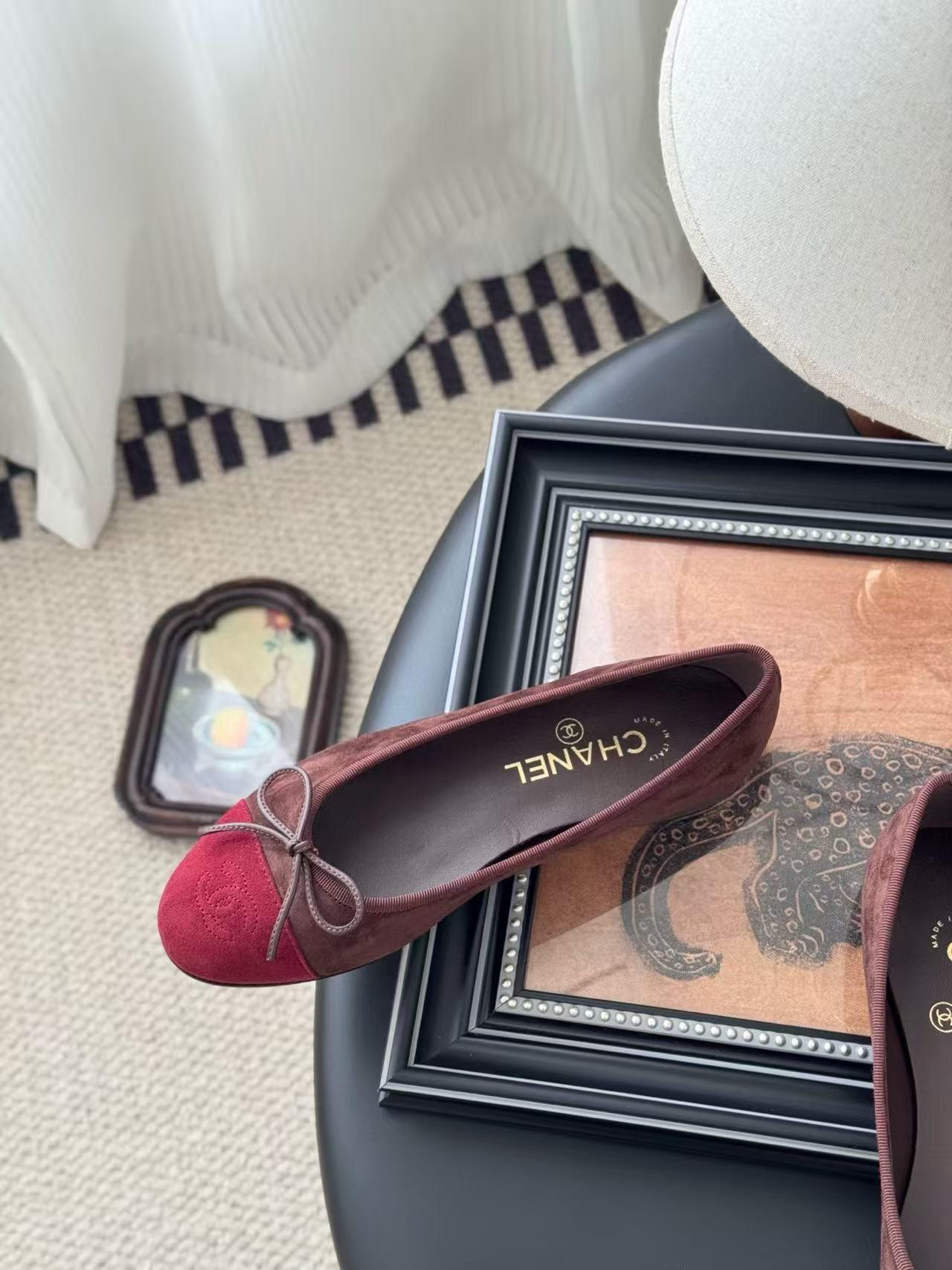 UA Ch*el Ballet flats