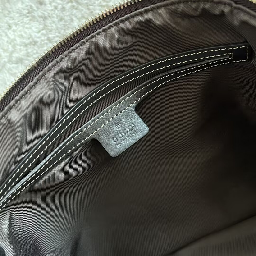 G*u*i Keepall Bag