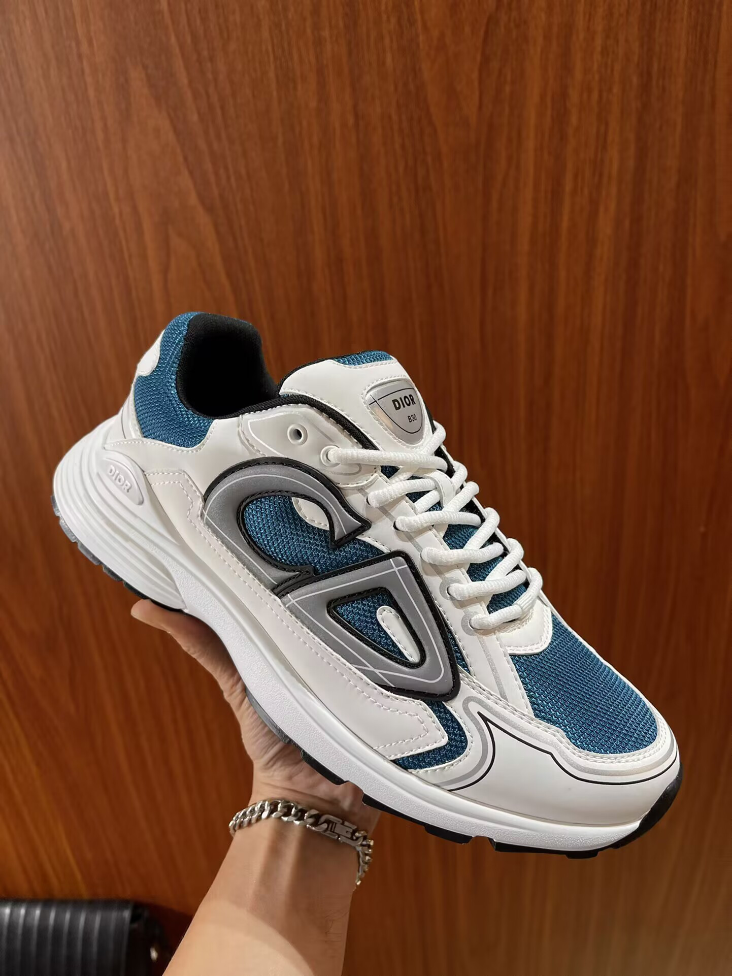 UA D*0r B30 Sneakers