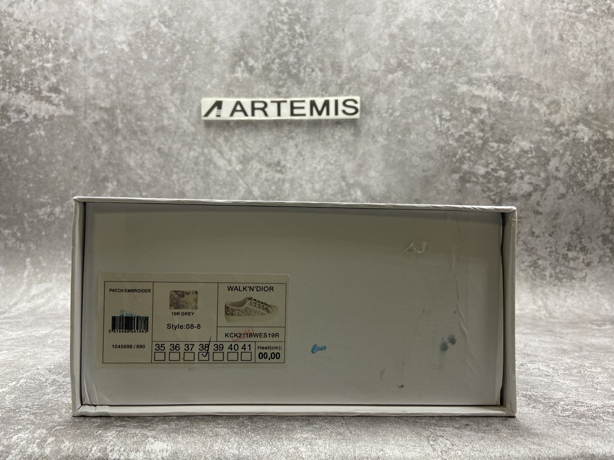 D*0r Walk N D*0r Patch Embroidery Grey