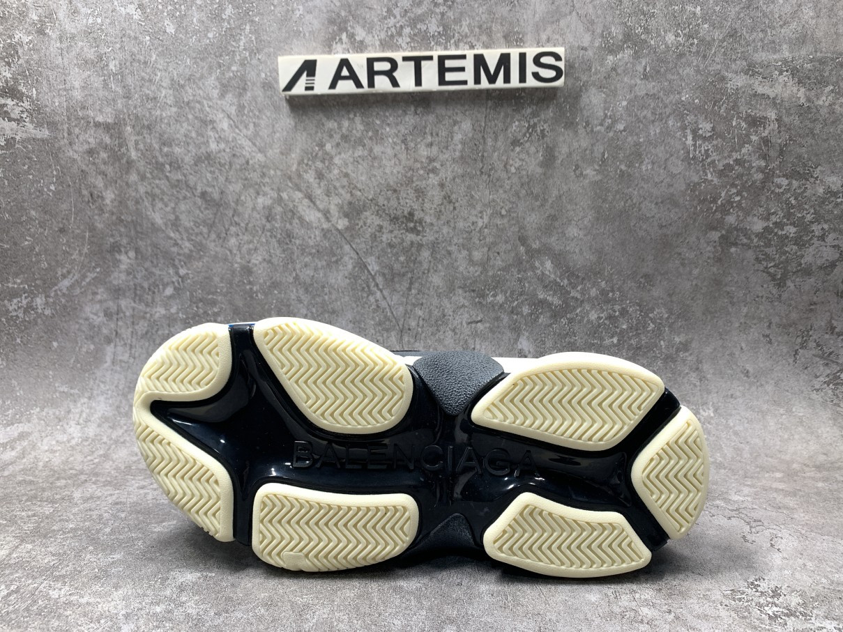 Balenciga Triple S Sneaker Black Blue White