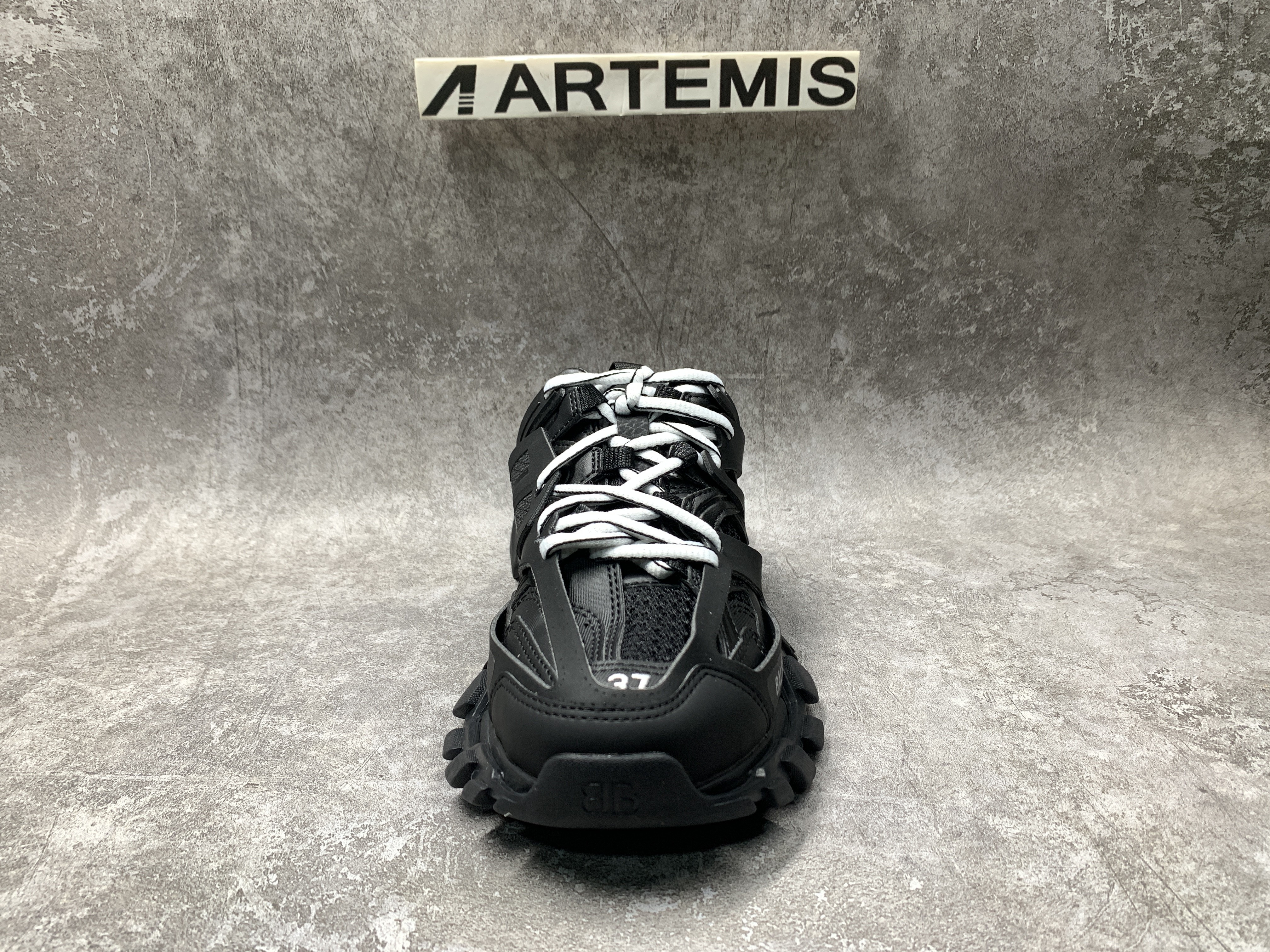 Balenciga Track Mule Black