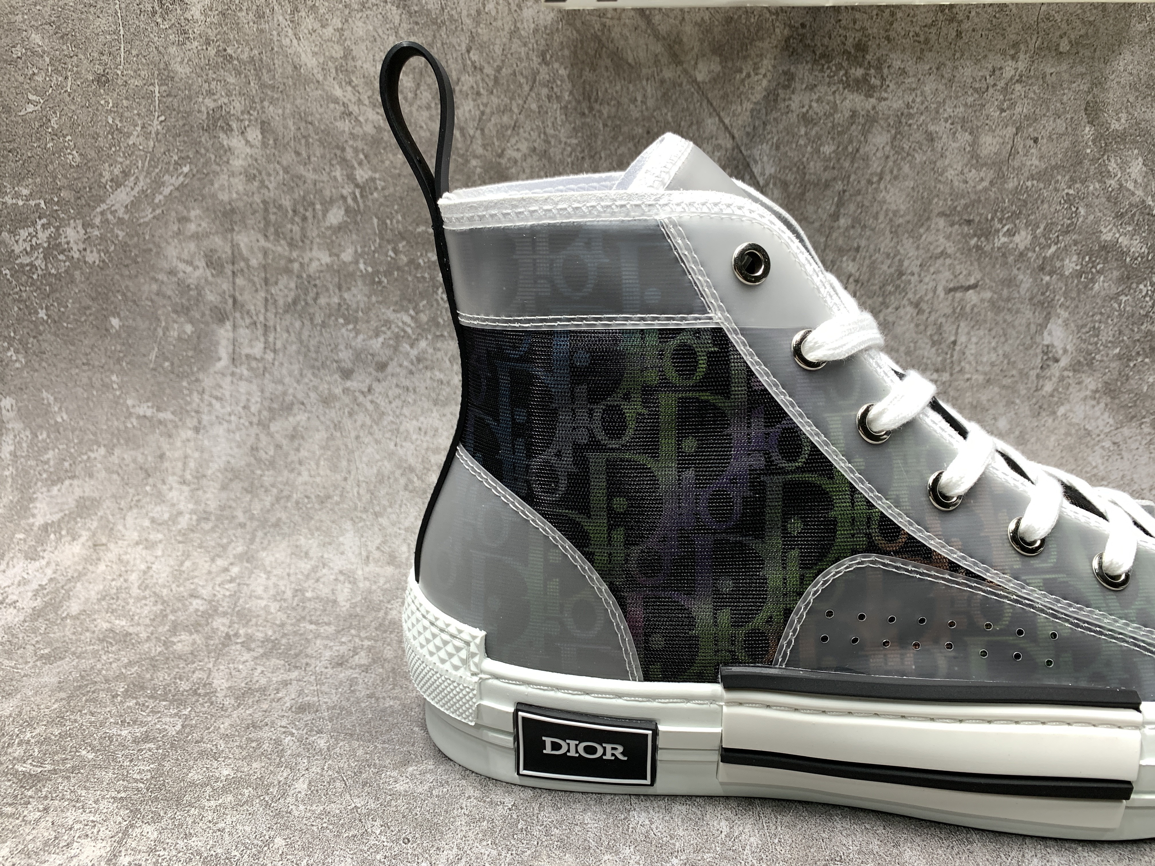 D*0r B23 High Grey Leopard