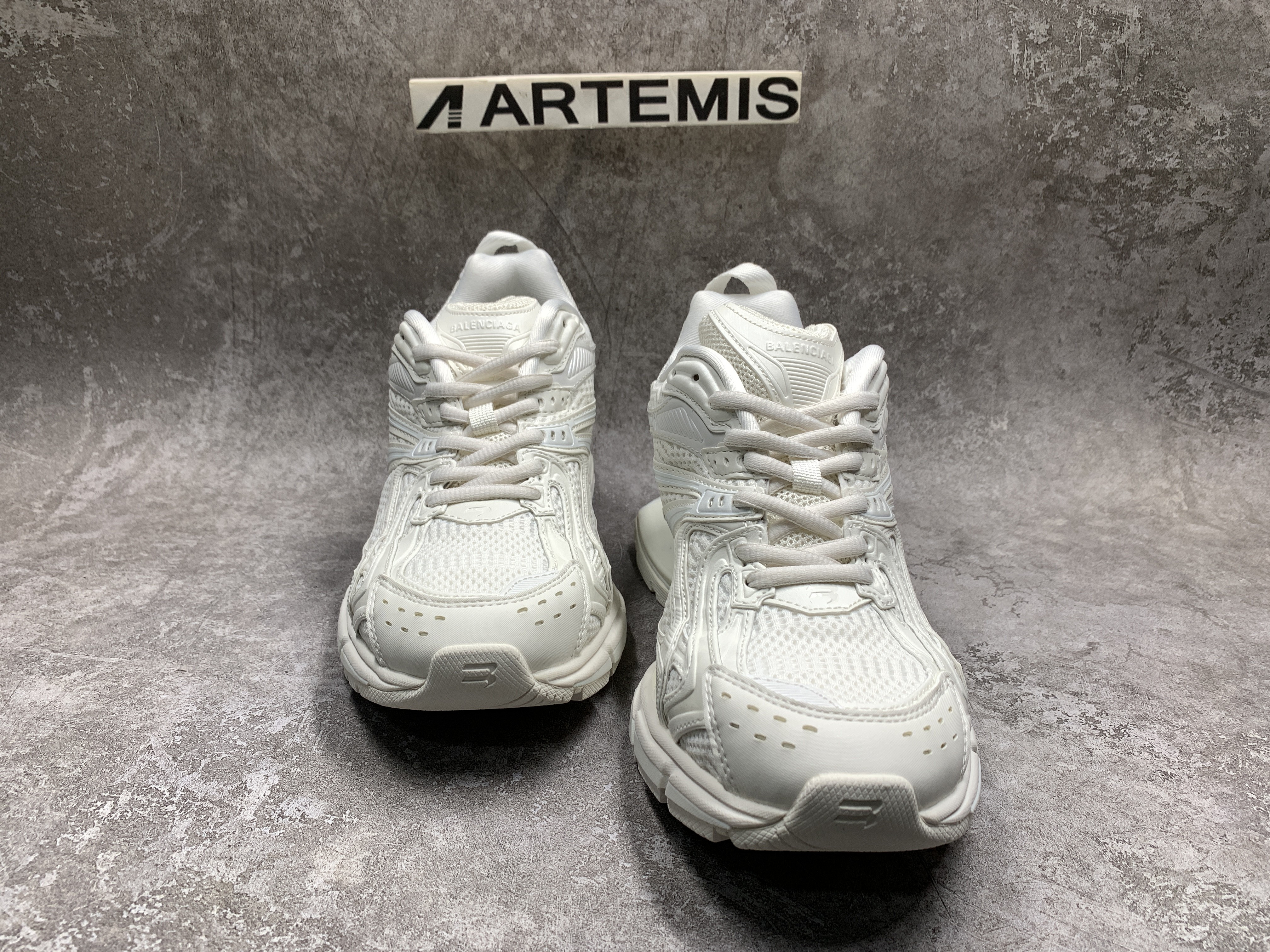 Balenciga X-Pander White