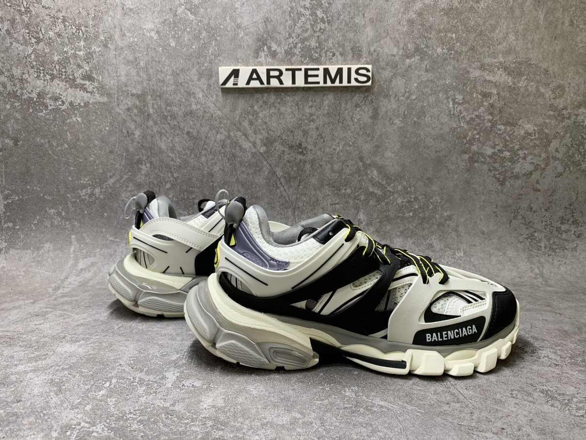 Balenciga Track Trainer White Black