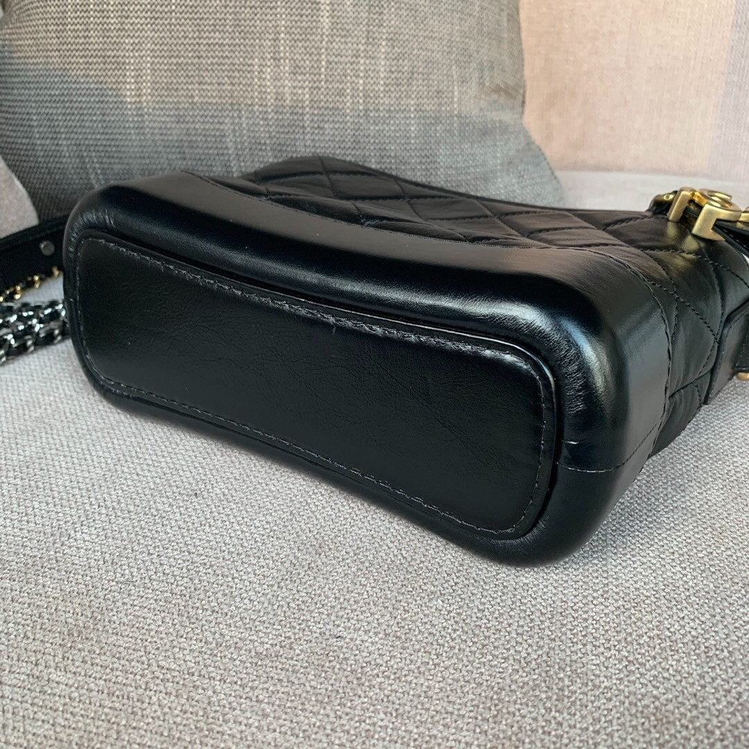 Ch*el Gabrielle Small bag 20cm