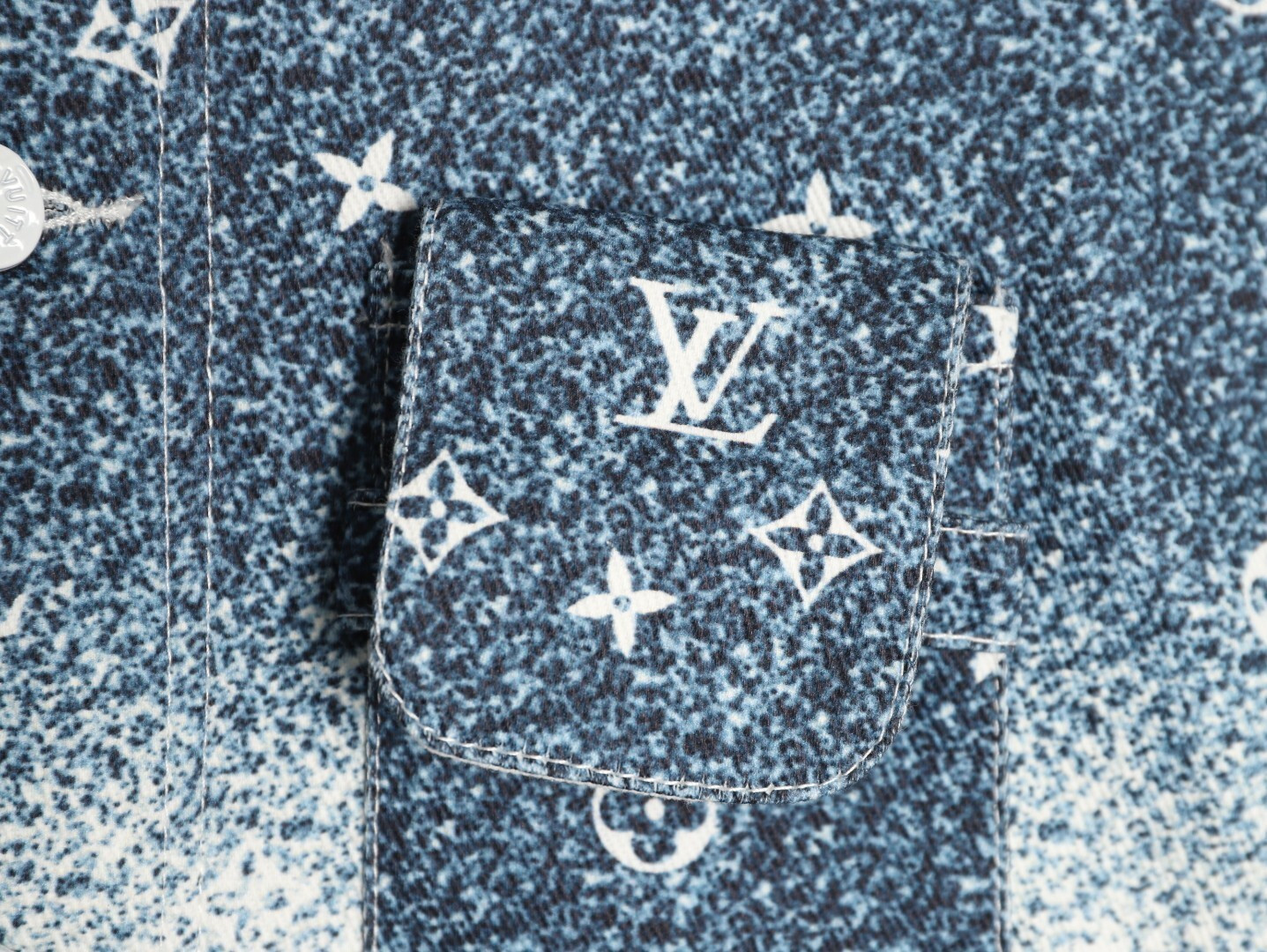 l0*is V*t0n 25ss shirts coats