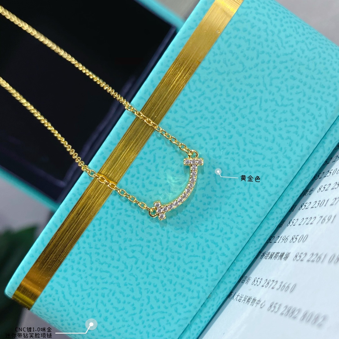 T*f*ny & Co. Mini Smile With diamond Necklace