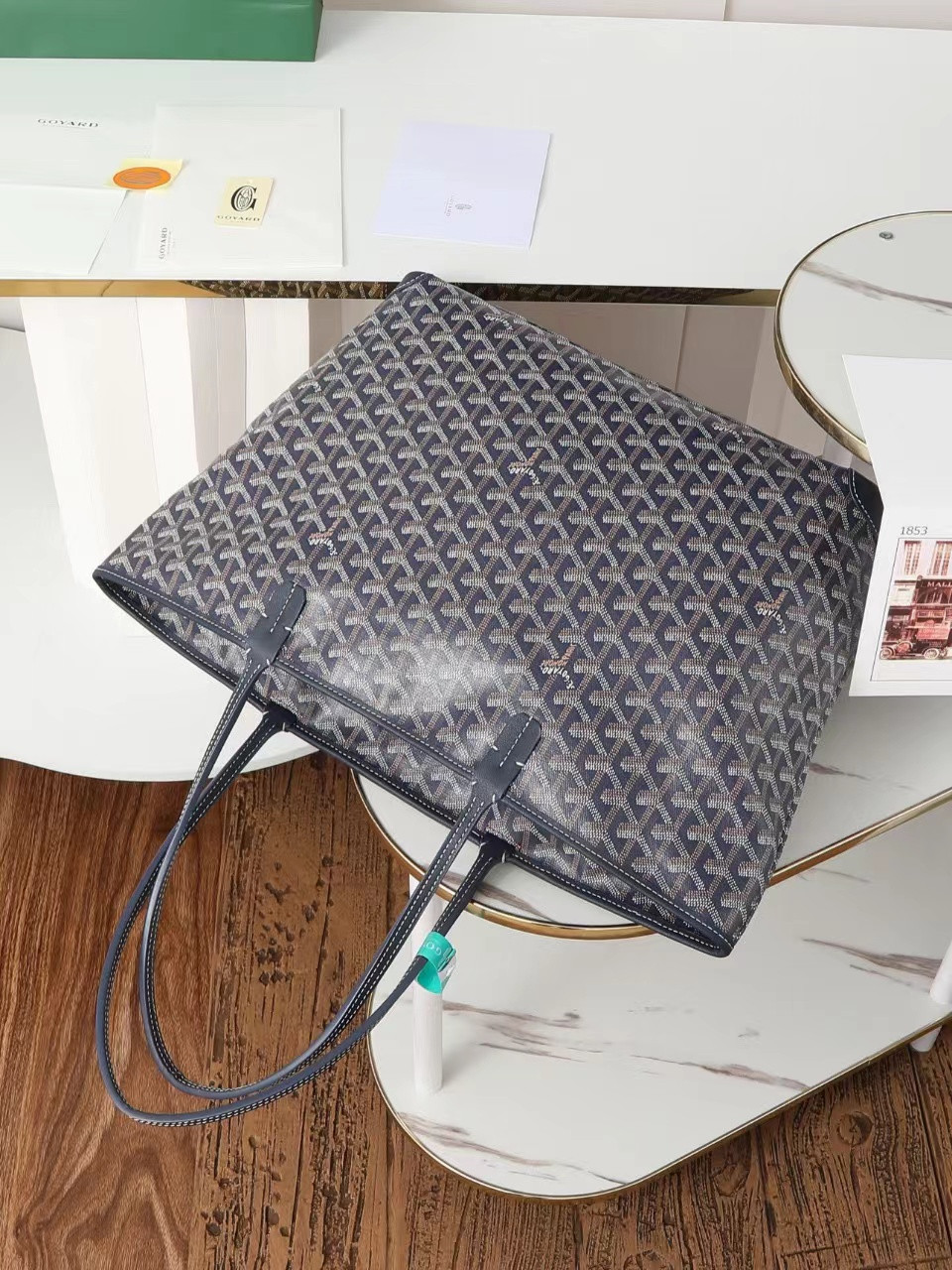 Go*ard Saint L0*is Zipper Bag 30cm x 17cm x 50 cm