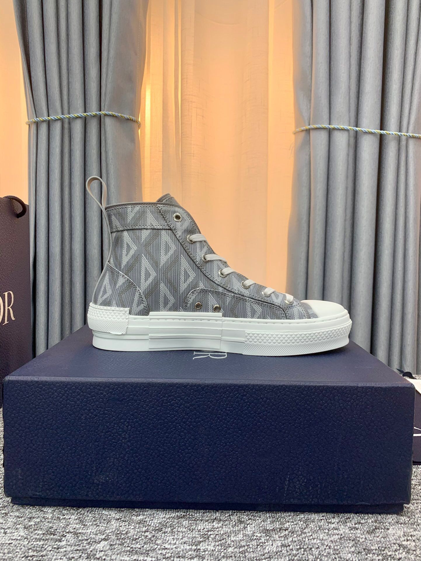 D*0r B23 High Top Gray CD Diamond