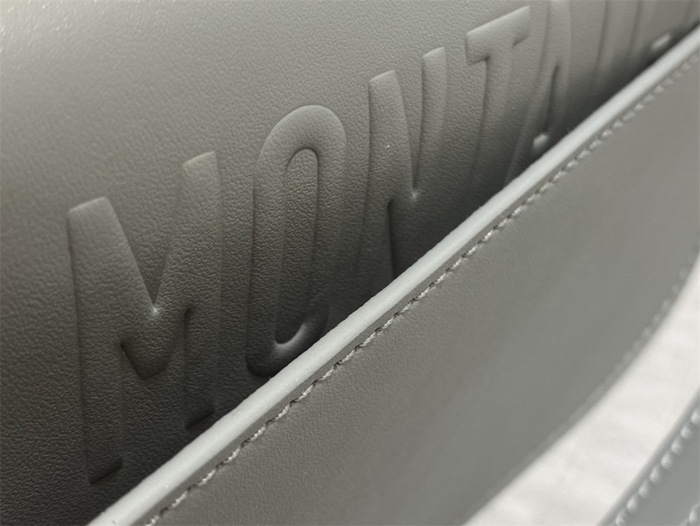 D*0r BOBBY EAST-WEST BAG Latte Box Calfskin Grey