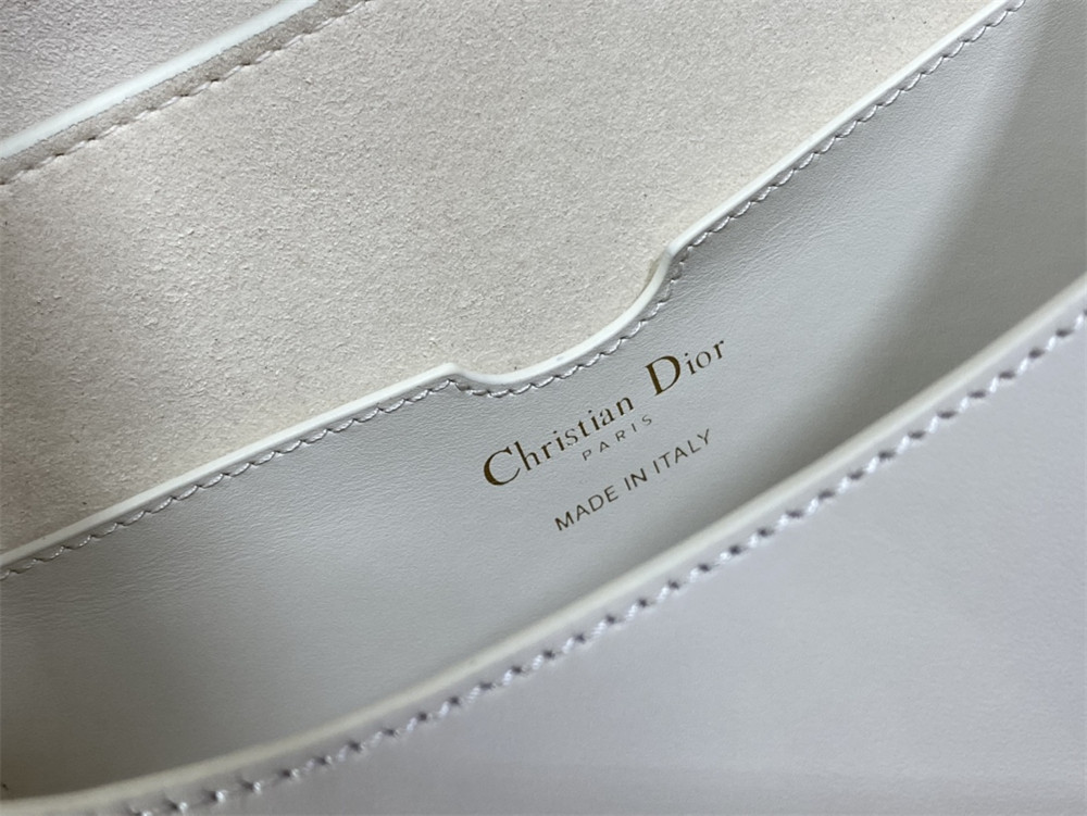 LARGE D*0r BOBBY BAG White Box Calfskin