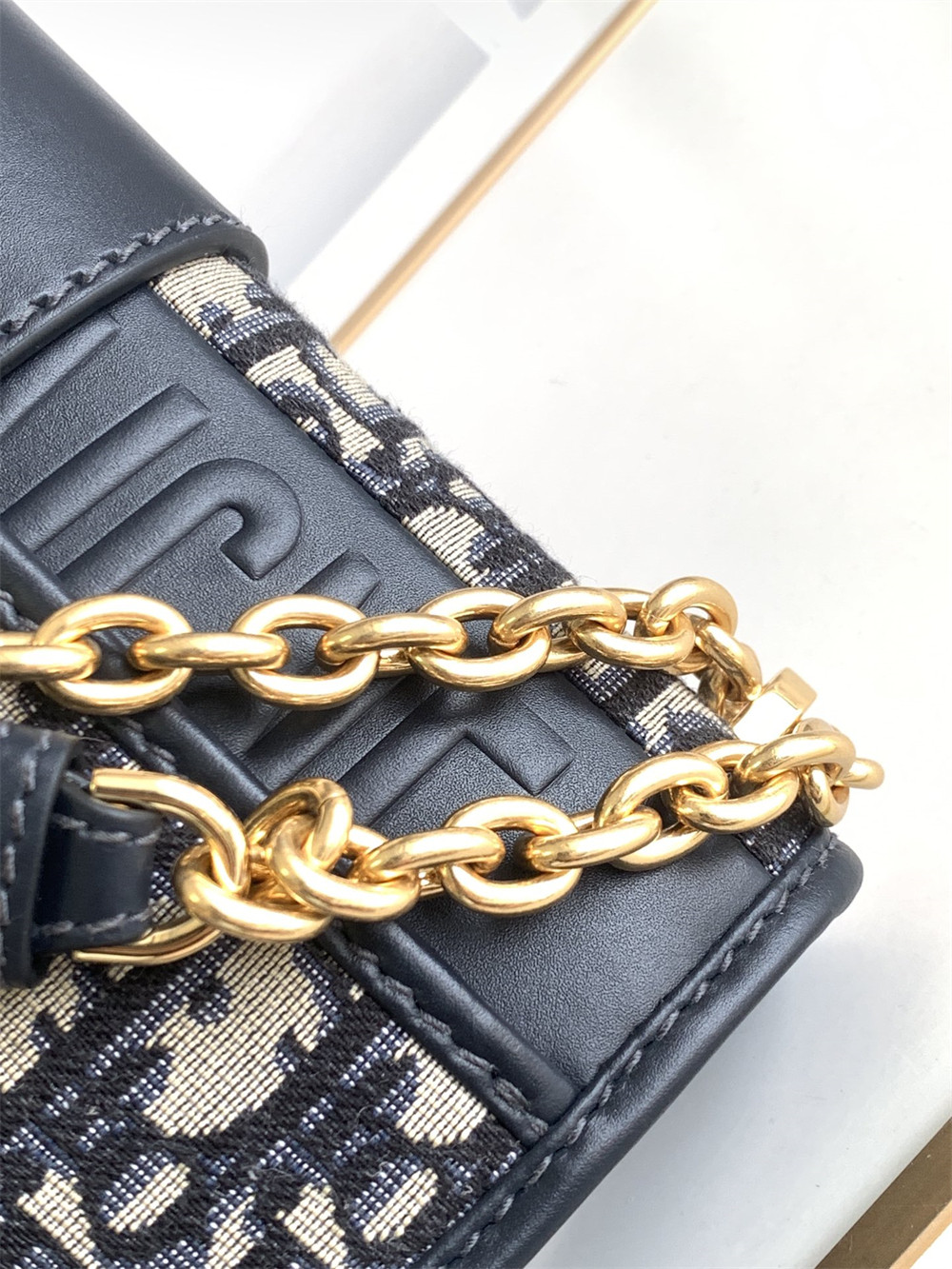 D*0r 30 MONTAIGNE EAST-WEST BAG WITH CHAIN Blue D*0r Oblique Jacquard 25x16.5x8 cm