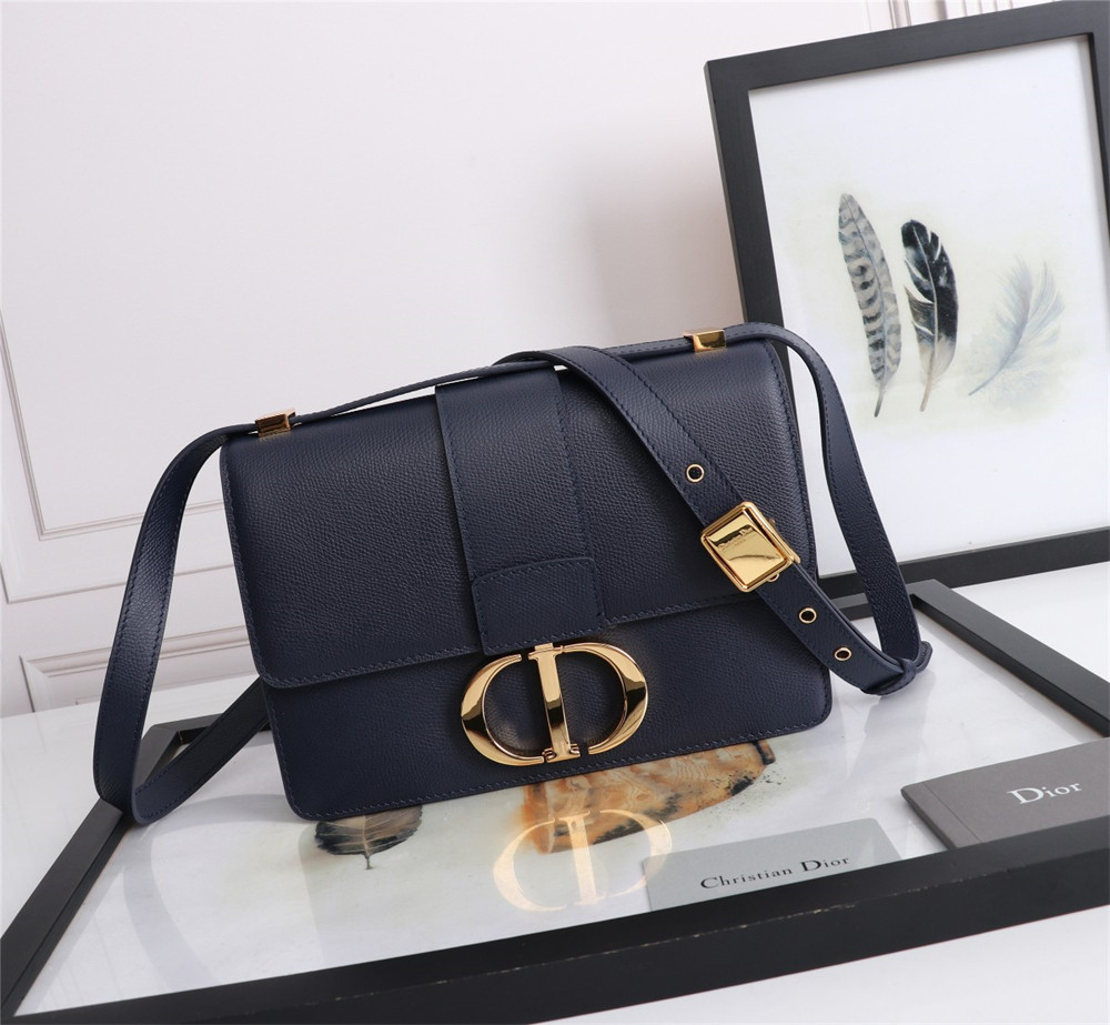 D*0r 30 MONTAIGNE CHAIN BAG Grained Navy