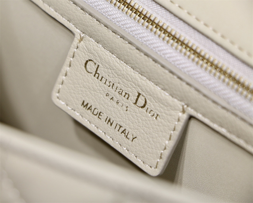 LARGE D*0r CARO BAG Beige S*pple Cannage Calfskin 29 x 18 x 10 cm