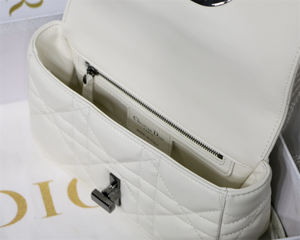 SMALL D*0r CARO BAG Ivory S*pple Cannage Calfskin With Silver Hardware 20 x 12 x 7 cm