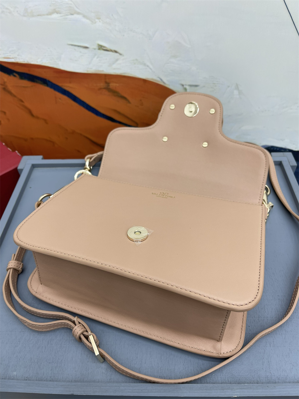 va*t*no GARAVANI LOCÒ CALFSKIN SHOULDER SMALL BAG ROSE CANNELLE 22 x 16  x 7 cm