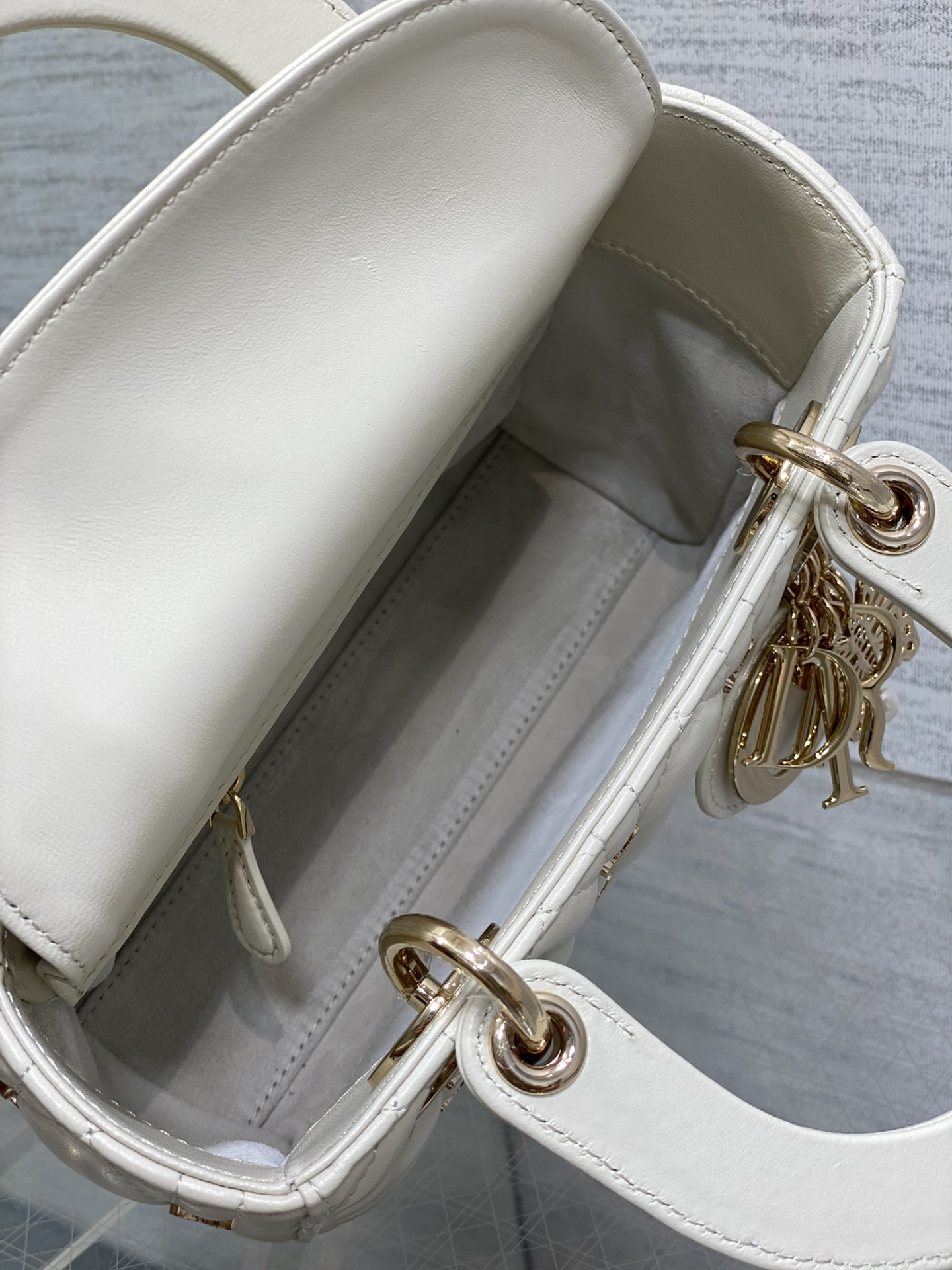 SMALL LADY D*0r White with Butterfly Studs