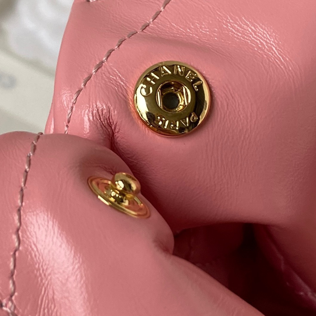 Ch*el 22 handbag shiny calfskin pink 30×45×8cm