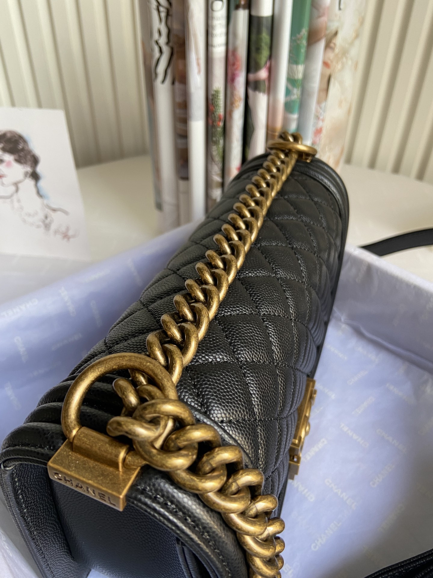 BOY Ch*el HANDBAG Shiny Grained Calfskin 5.9 × 9.8 × 3.5 in