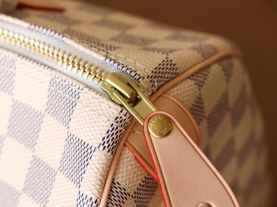 L0*is V*t0n N41370 Speedy 30