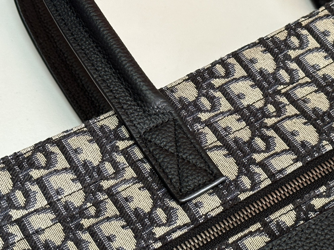 D*0r Safari Tote Bag Blue D*0r Oblique Jacquard and Grained Calfskin 15.5 x 14 x 4.5 inches