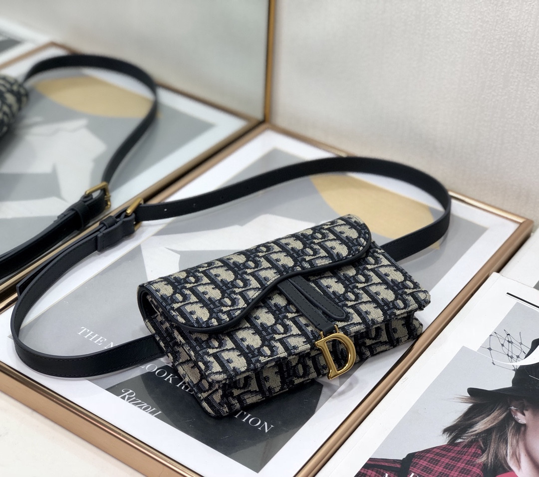 D*0r Saddle Pouch Blue D*0r Oblique Jacquard  6.5 x 4 x 1.5 inches